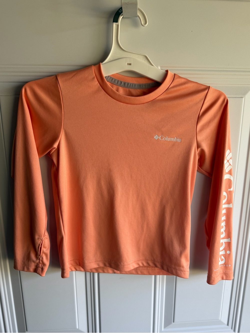 Girls Columbia Long-Sleeve Performance Tee in Peach-Orange 4/5